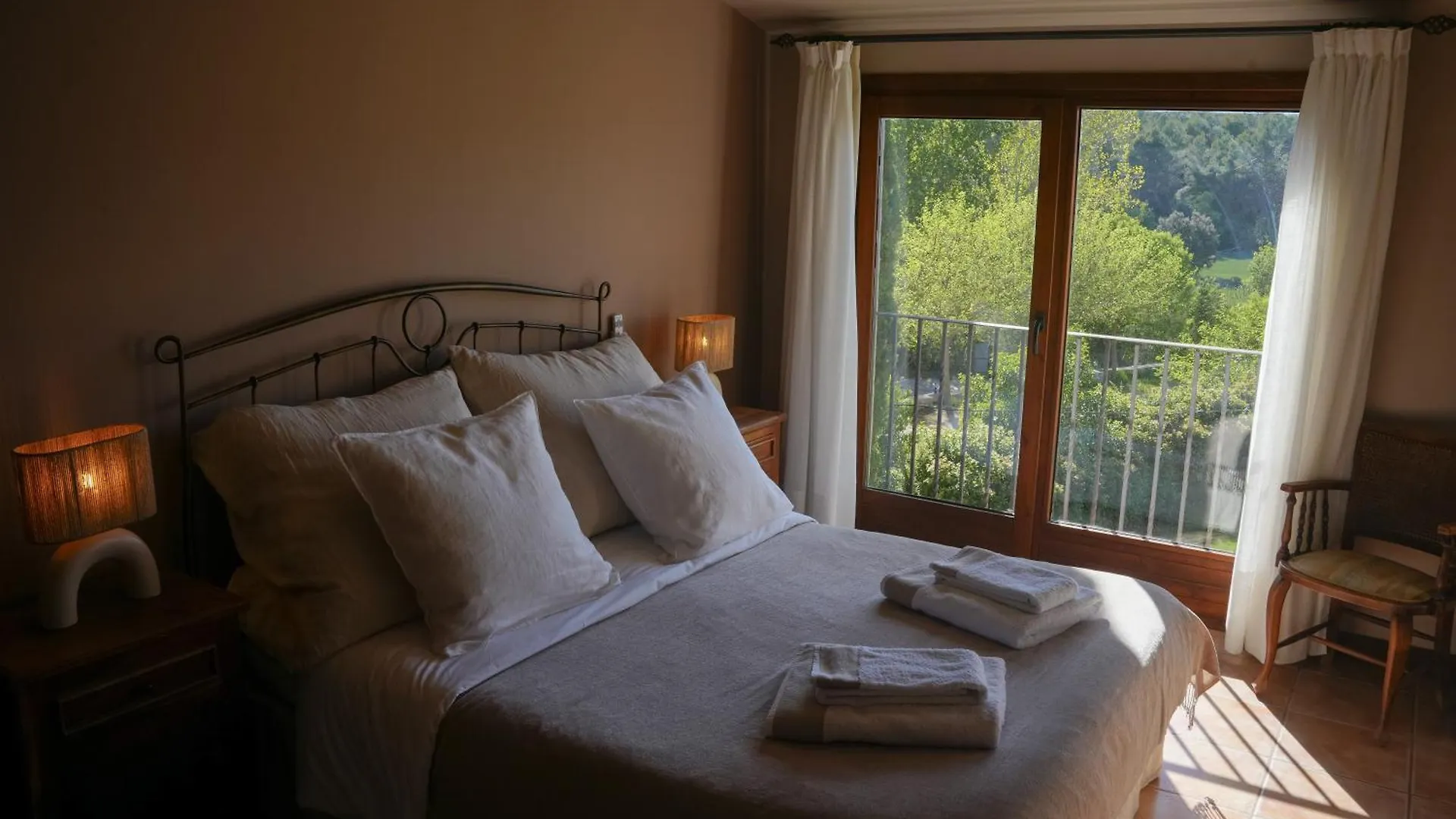 **  Hotel Hort De Fortunyo Арнес Испания